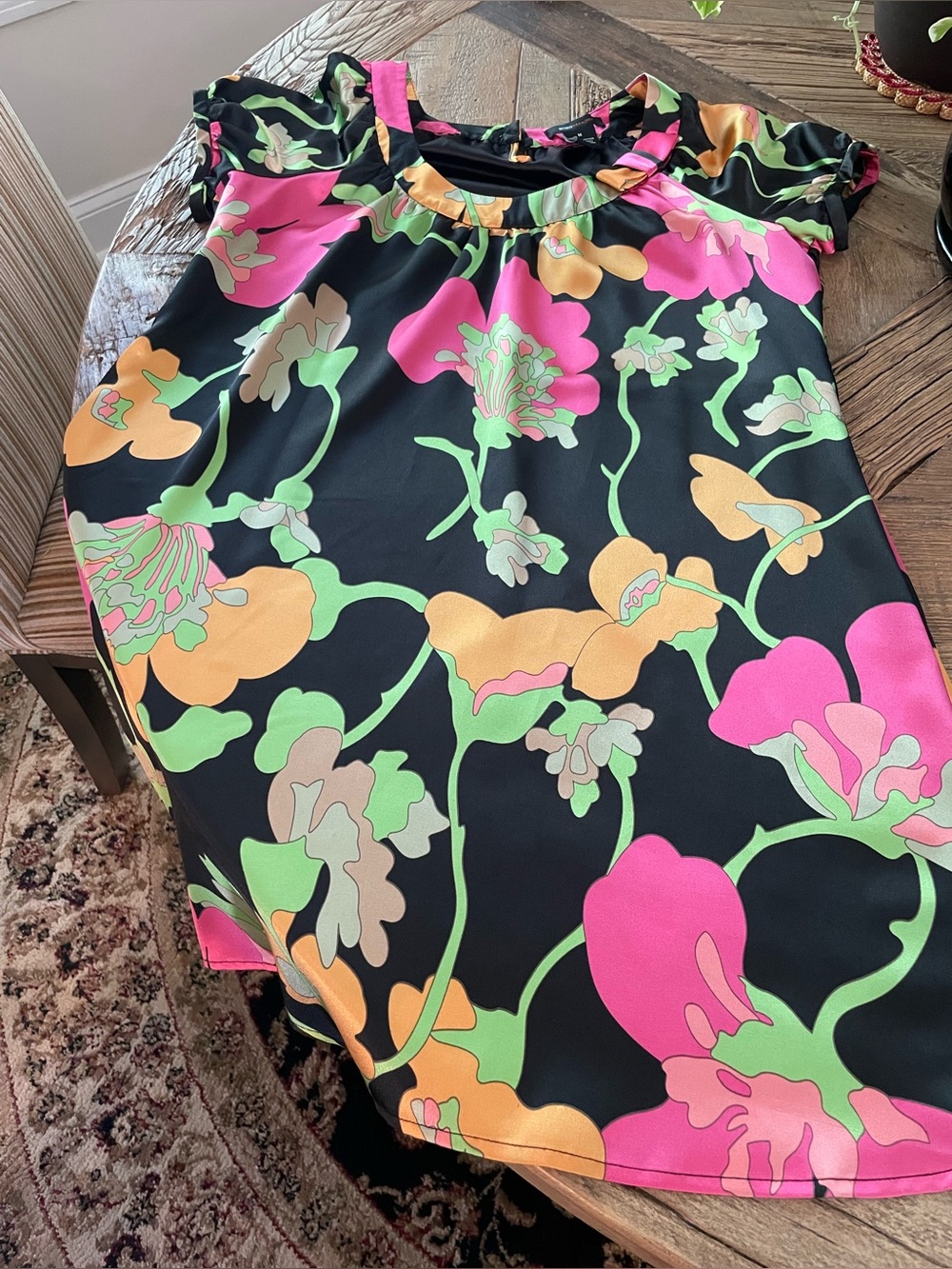 Beautiful BCBG Silky Mini Shift Dress